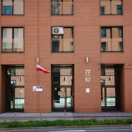 Wygodny Apartament Przy Dworcu Krakkó Kültér fotó