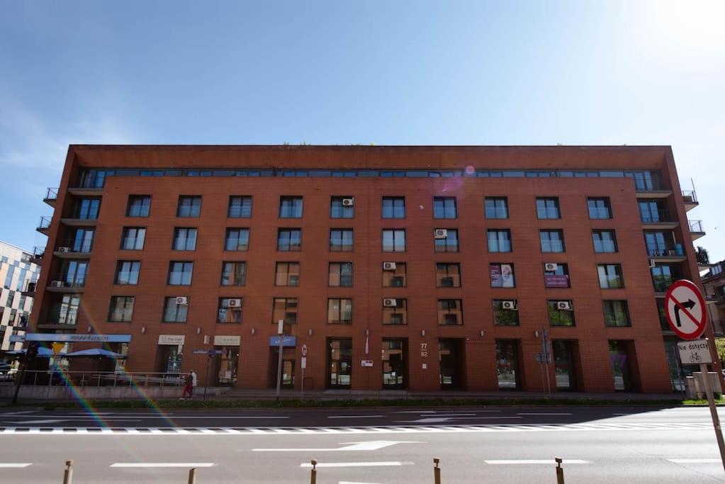 Wygodny Apartament Przy Dworcu Krakkó Kültér fotó