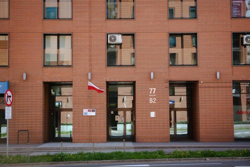 Wygodny Apartament Przy Dworcu Krakkó Kültér fotó